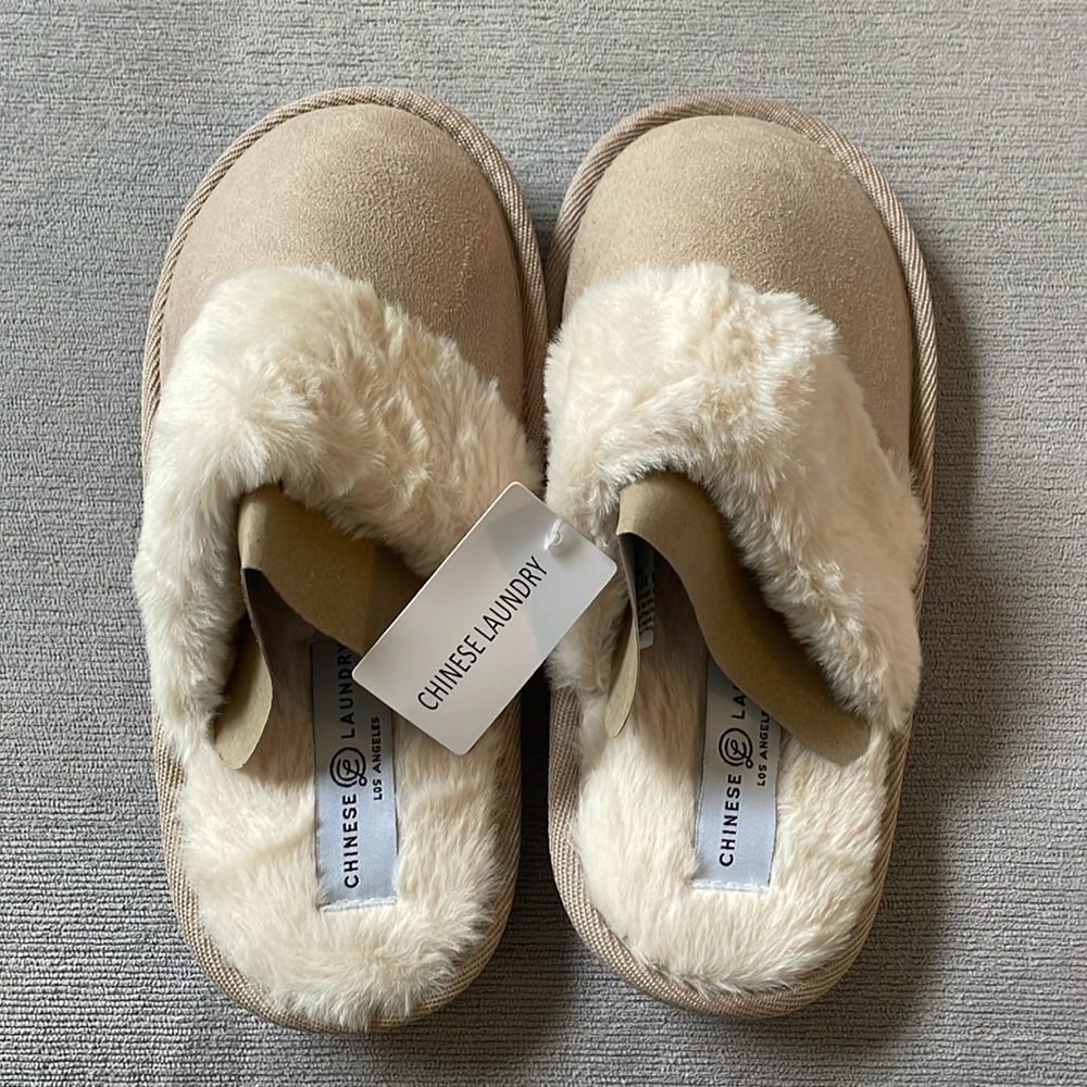 Chinese Laundry slippers